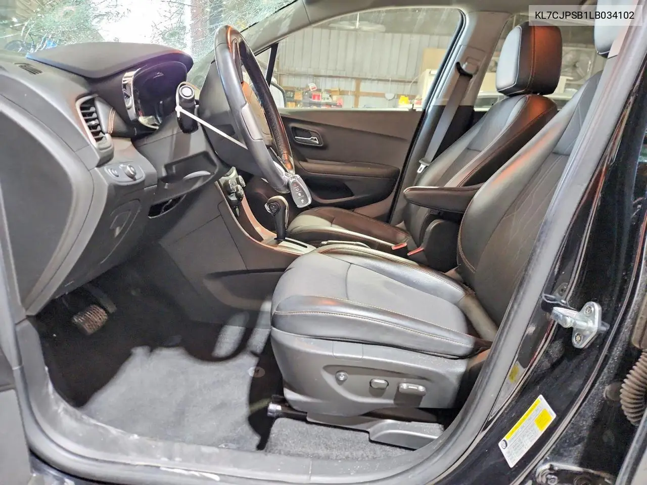 Vehicle view 7