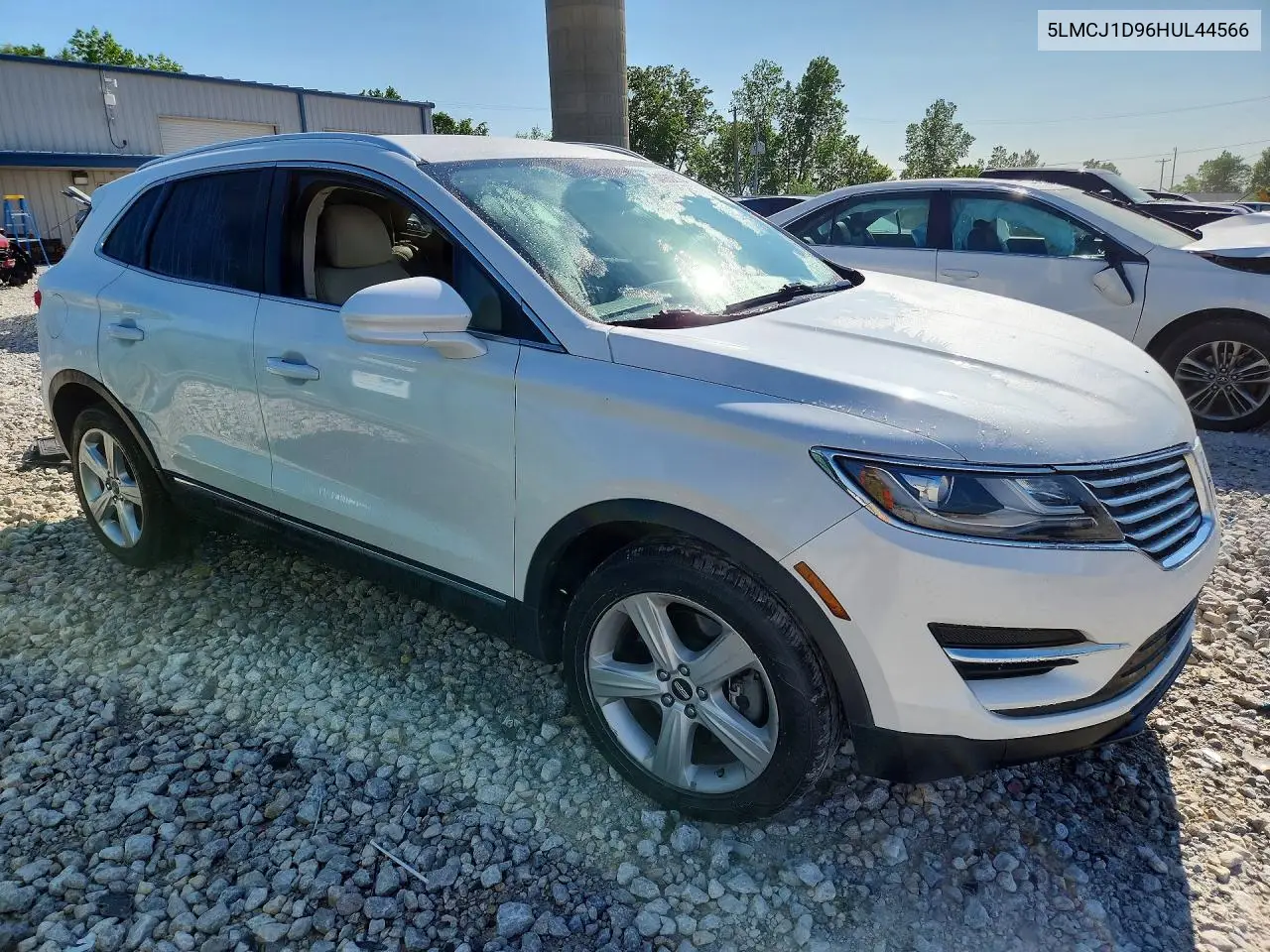 Vehicle view 4