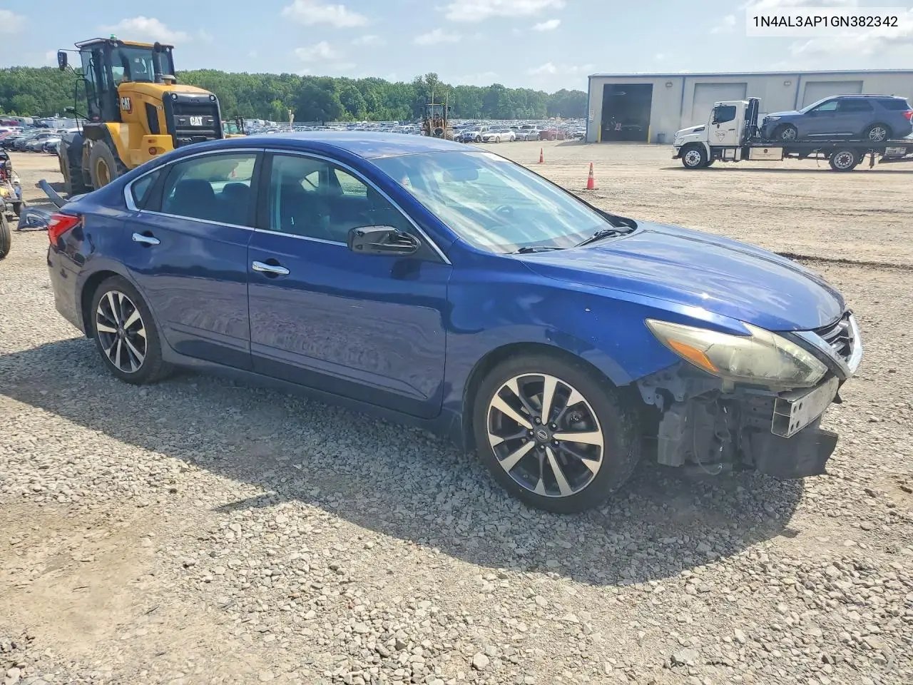 Vehicle view 4
