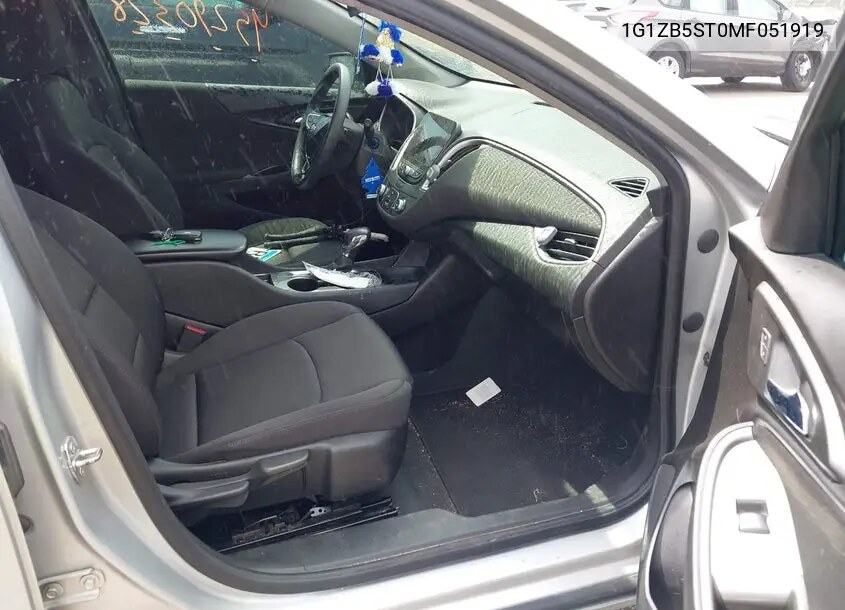Vehicle view 5
