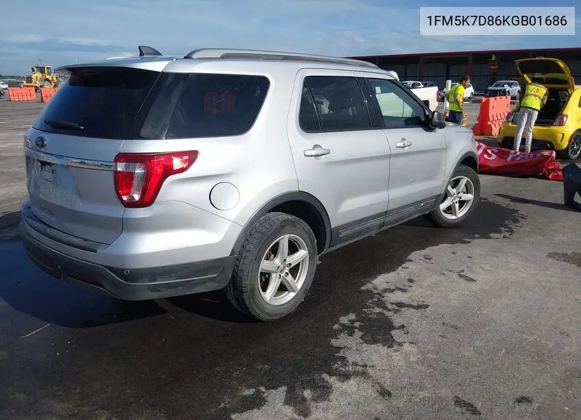 Vehicle view 4